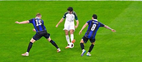 الأهلي السعودي يتغلّب على أوكلاند سيتي ويتأهل إلى نهائي كأس القارات الثلاث