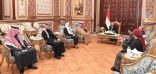 سفير المملكة لدى مصر يلتقي رئيس مجلس الشيوخ المصري