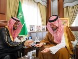 أمير المدينة المنورة يُدشن أربع نقاط إسعافية جديدة تابعة لهيئة الهلال الأحمر السعودي