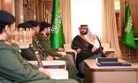 أمير منطقة جازان يتسلّم التقرير السنوي لسجون جازان للعام 2024