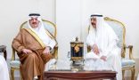 أمير المنطقة الشرقية يعزي أسرة الثنيان