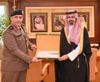 نائب أمير جازان يستقبل مدير الدفاع المدني بالمنطقة ويتسلّم التقرير السنوي