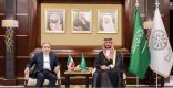 سمو وزير الدفاع يلتقي وزير الخارجية الإيراني