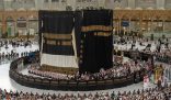 أيدي (150) صانعًا سعوديًا.. الكعبة المشرفة تتزين بكسوتها الجديدة لعام 1448هـ في مشهد يجسد عناية المملكة بالمقدسات