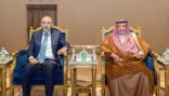 نائب وزير الخارجية يستقبل وزير خارجية الأردن لدى وصوله الرياض