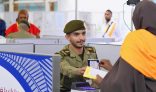 جوازات مطار الأمير محمد بن عبدالعزيز تستقبل أولى رحلات ضيوف الرحمن من الصومال القادمين لأداء فريضة الحج لعام 1447هـ