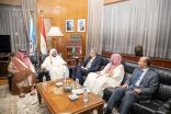 تسلمه بمقرها بالقاهرة بحضور السفير السعودي من ثاني أكبر صحيفة عالمية عريقة مؤسسة الأهرام المصرية تسلم مفتاح الاهرام لوزير الشؤون الإسلامية نظير جهوده في خدمة الإسلام ونشر الوسيطة والاعتدال ونبذ التطرف
