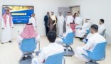 محافظ الأحساء يزور كليات الأولى بالأحساء