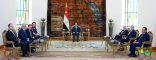 استقبل السيد الرئيس عبد الفتاح السيسي رئيس جمهورية مصر العربية وفداً من لجنة الشئون الخارجية بمجلس العموم البريطاني، برئاسة النائبة “أليسيا كيرنز” رئيسة اللجنة، وبحضور السفير “جاريث بيلي” سفير المملكة المتحدة بالقاهرة.