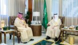 أمير المنطقة الشرقية يكرّم المتميزين من منسوبي الهلال الأحمر ويثمّن جهودهم في إنقاذ الأرواح
