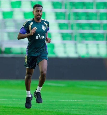 لاعبو الأخضر: استشعار المسؤولية وتطور الدوري السعودي من ركائز جاهزية الأخضر لخوض منافسات كأس العالم