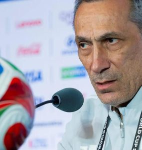 مدرب المنتخب السعودي “دونيس”: نسعى للفوز على الرأس الأخضر وإسعاد جماهيرنا بالتأهل
