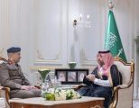 نائب أمير الحدود الشمالية يستقبل مدير الدفاع المدني بالمنطقة