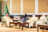 نائب أمير تبوك يستقبل مستشار وكيل تنمية القدرات البشرية في وزارة البلديات والإسكان