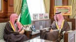 أمير منطقة المدينة المنورة يستقبل وزير العدل