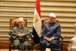 مفتي جمهورية مصر العربية يستقبل مفتي القدس والديار الفلسطينية لدي وصوله القاهرة للمشاركة في المؤتمر العالمي العاشر للإفتاء