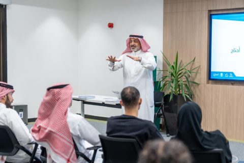 “متمم” يناقش إدارة ميزانية الإجازة ومهارات التحكم بالمصروفات
