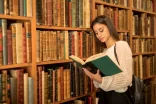 أكاديميون ومثقفون لــ  الكفاح نيوز لازالت القراءة الورقية حاضرة رغم زحف التقنية