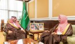 نائب أمير تبوك يستقبل مدير عام فرع الرئاسة العامة لهيئة الأمر بالمعروف والنهي عن المنكر بالمنطقة
