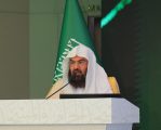 السديس يدشّن برنامج «معين» لتحسين جودة الخدمات التوجيهية المقدَّمة لقاصدات المسجد الحرام