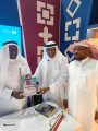 فيما تحولت منصة التوقيع إلى عيادة -استشارات طبية – د. زكريا حمزة الهوساوي يدشن كتابه مسيرتي مع طب الاطفال في المدينة المنورة و توفيق بلو يؤكد: تجربتي في تحرير الكتاب ممتعة