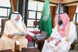 أمير تبوك يطلع على تقرير عن أعمال المياه الوطنية بالمنطقة