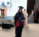 محافظ جدة يكرم الطالبة المتفوقة علا البني لحصولها على الماجستير بمرتبة الشرف الأولى