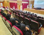 تعليم الطائف ينفذ لقاءً تعريفياً للموجهين والموجهات الطلابيين بالمدارس عن القبول في الجامعات