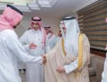 أمير المنطقة الشرقية يقدّم التعازي لأسرة العطيشان