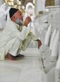 استهلاك نحو 235 طنًا يوميًا من مياه زمزم لسقيا المصلين بالمسجد النبوي