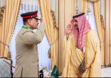 وسام الملك عبد العزيز لقائد الجيش الباكستاني