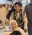 الكشاف السعودي يبتسم ولا يعبأ بالصعاب في خدمة ضيوف الرحمن