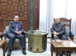 شيخ الأزهر يستقبل السفير الكويتي لدى القاهرة لبحث سبل تعزيز التعاون المشترك