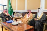 نائب أمير تبوك يطلع على التقرير السنوي لفرع مؤسسة سليمان الراجحي الخيرية بالمنطقة