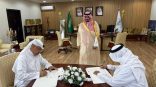 محافظ المندق يشهد توقيع اتفاقية لترميم وتأهيل قصر آل الطاحسي التاريخي وسط سوق المندق