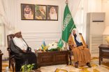 معالي وزير الشؤون الإسلامية يستقبل مفتي جمهورية رواندا في مكتبه بجدة.
