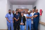 تدخل جراحي دقيق في الدماغ ينقذ حياة شاب يمني في التاسعة عشرة ويعيد له الأمل في تحقيق حلمه بأن يصبح طبيبًا