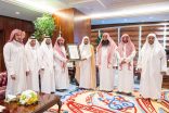 آل الشيخ: ما تحقق من إنجازات عالمية هو بفضل ودعم وتوجيهات القيادة الرشيدة التي مكنت الوزارة من الابداع واتقان العمل وزير الشؤون الإسلامية يتسلّم وسام خدمة القرآن الكريم لعام 2025م من جمهورية قرغيزستان تقديراً لجهوده في دعم كتاب الله وخدمة أهله