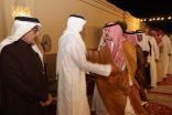 آل باناجه يشكرون المعزون في وفاة فقيدهم الشيخ عبداللطيف باناجه
