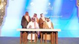 وزير البلديات والإسكان يلتقي أهالي مكة ويوقع مشروع المخطط الإعلاني للمدينة بـ 630 مليون ريال