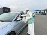 بيئتي الجموم والخرمة تقدمان وجبات إفطار للصائمين