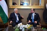 التقي السيد الرئيس عبد الفتاح السيسي بالرئيس الفلسطيني محمود عباس، وذلك على هامش أعمال القمة العربية المنعقدة بالبحرين