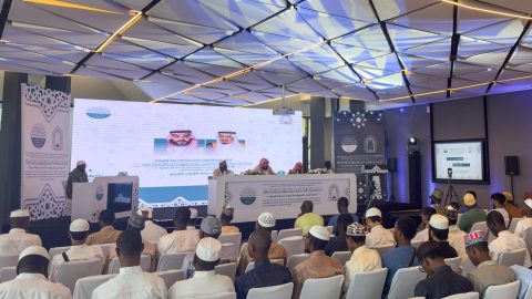 انطلاق تصفيات مسابقة خادم الحرمين الشريفين للقرآن والسنة لدول أفريقيا التي تنظمها الشؤون الإسلامية في داكار بمشاركة 100 متسابق من 53 دولة