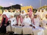 فيما جذب المهرجان آلاف الزوار لمدينة الطائف : وفد من رجال أعمال مدينة جدة يزورون مهرجان العنب والرمان بمدينة الطائف
