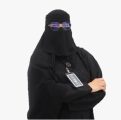 المحامية و المستشارة القانونية شريفة جعفري ضمن مبادرات العيادات المجانية للاستشارات القانونية