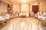 أسبوعية القحطاني تحتفل بأدباء جدة مع محمد علي قدس