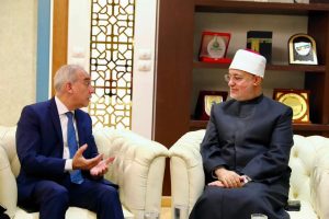 مفتي جمهورية مصر العربية يستقبل رئيس الهيئة العامة للاستعلامات لبحث سبل التعاون المشترك