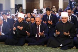 مفتي جمهورية مصر العربية يؤدي صلاة الجمعة بمحافظة الإسماعيلية ويشهد افتتاح مسجد الجزارية احتفالًا بالعيد القومي للمحافظة