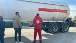 الهلال الأحمر المصري يدفع بحمولة 5,300 مساعدات إنسانية وإمدادات شتوية عبر قافلة «زاد العزة» 106 إلى غزة