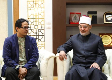 مفتي جمهورية مصر العربية يستقبل وفد الأكاديمية الدولية لفقه الحلال بماليزيا لبحث تعزيز التعاون المشترك
